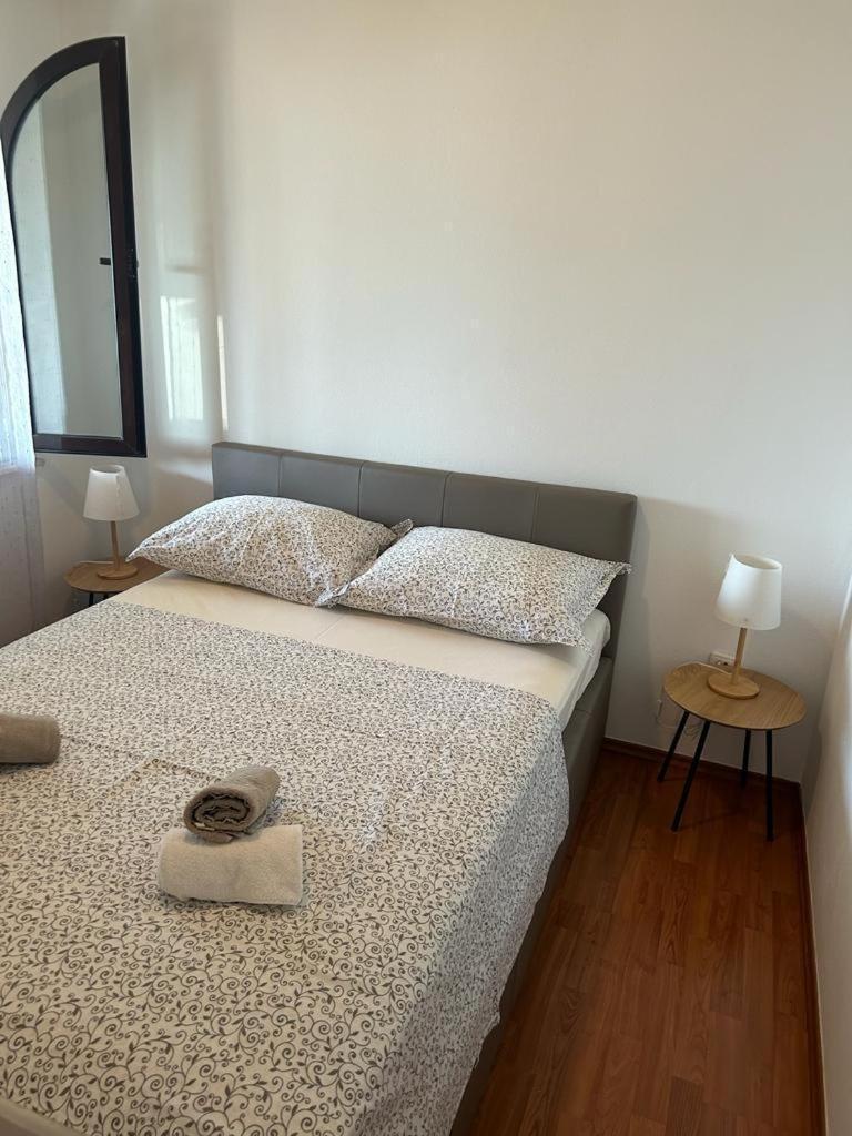 Apartments By The Sea Slatine, Ciovo - 1128 Chambre photo