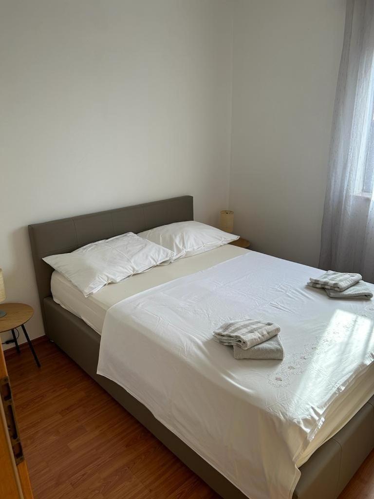 Apartments By The Sea Slatine, Ciovo - 1128 Extérieur photo