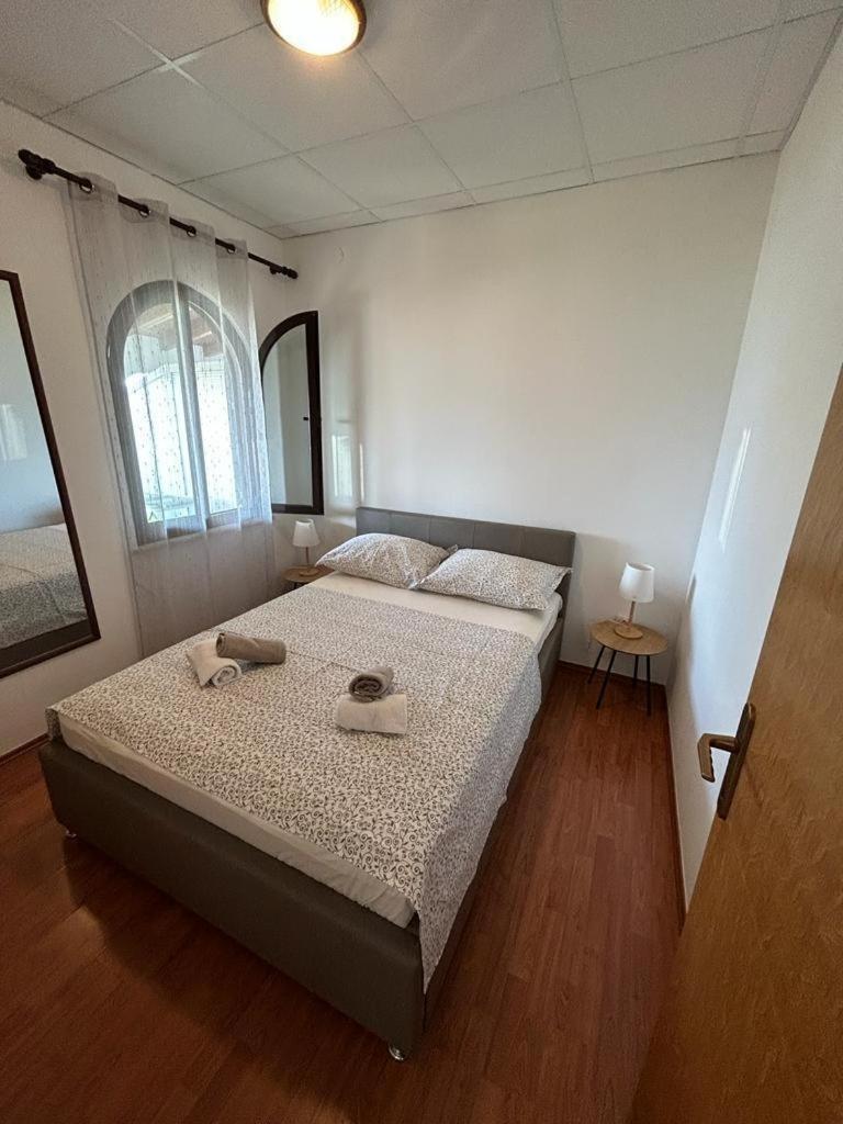 Apartments By The Sea Slatine, Ciovo - 1128 Extérieur photo